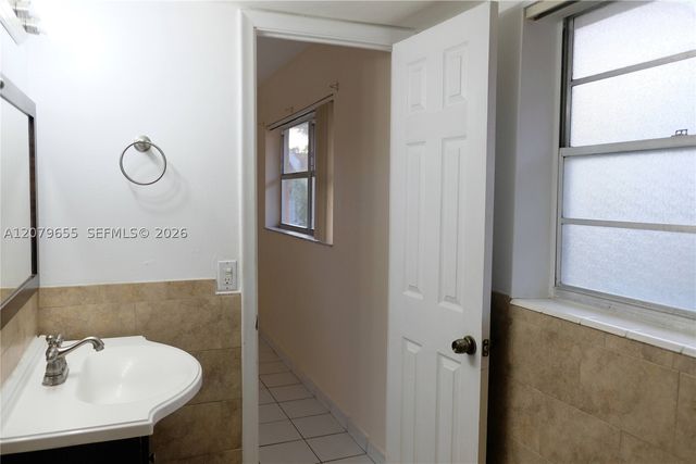 9962 SW 88th St 722-7, Miami, FL 33176