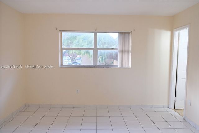 9962 SW 88th St 722-7, Miami, FL 33176