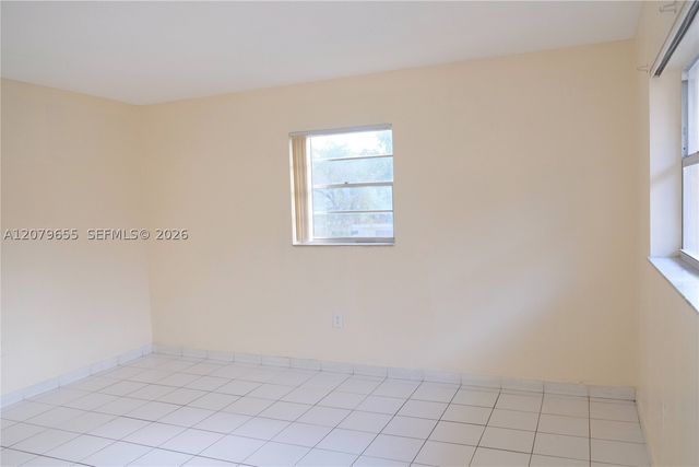 9962 SW 88th St 722-7, Miami, FL 33176