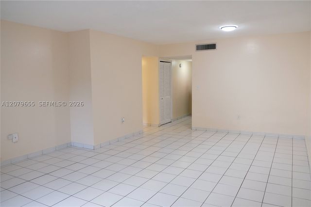 9962 SW 88th St 722-7, Miami, FL 33176