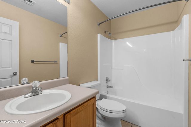 10990 N Double Eagle Court, Oro Valley, AZ 85737