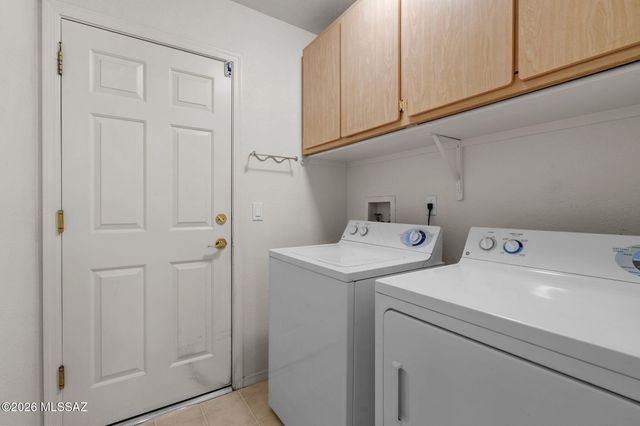 10990 N Double Eagle Court, Oro Valley, AZ 85737