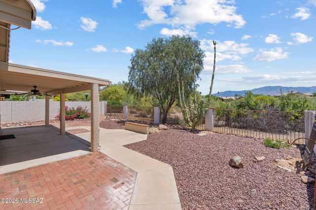 10990 N Double Eagle Court, Oro Valley, AZ 85737