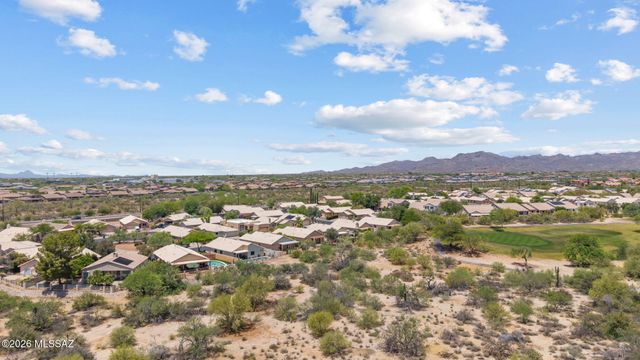 10990 N Double Eagle Court, Oro Valley, AZ 85737