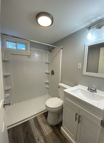 16 Pioneer Way, Springfield, MA 01119