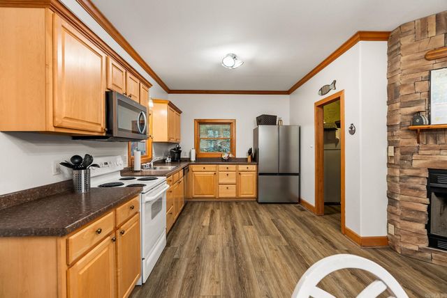 4299 Lake Drive, Clinton, AR 72031