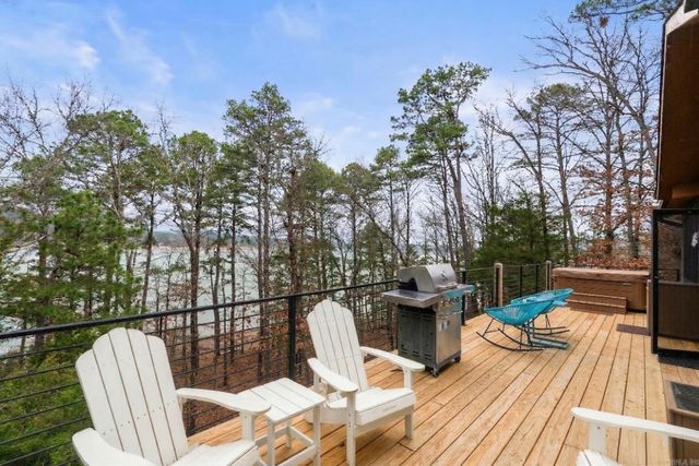 4299 Lake Drive, Clinton, AR 72031