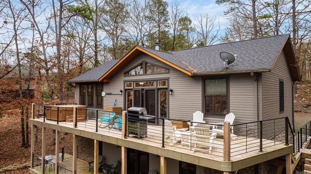 4299 Lake Drive, Clinton, AR 72031