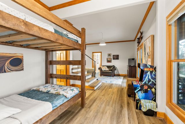 4299 Lake Drive, Clinton, AR 72031