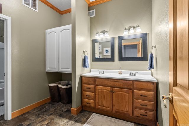 4299 Lake Drive, Clinton, AR 72031