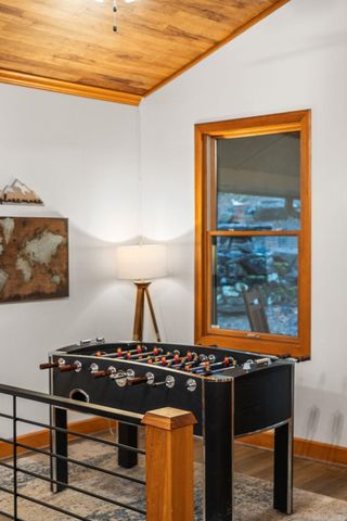 4299 Lake Drive, Clinton, AR 72031