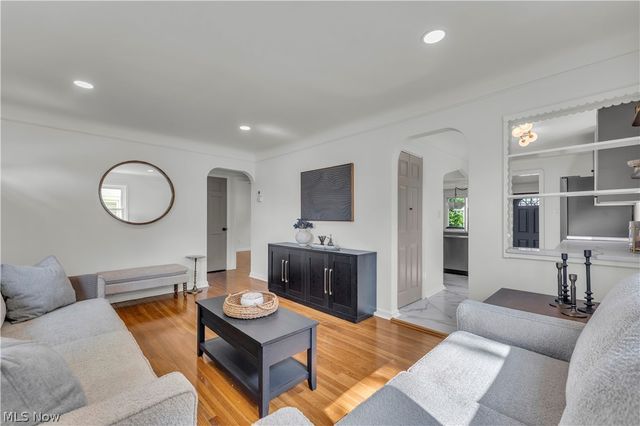12208 Kensington Avenue, Cleveland, OH 44111