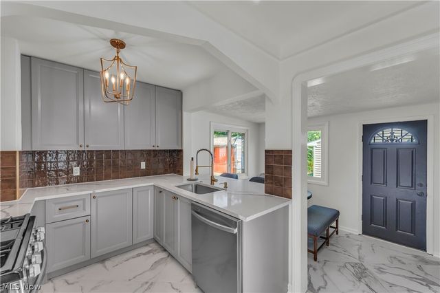 12208 Kensington Avenue, Cleveland, OH 44111