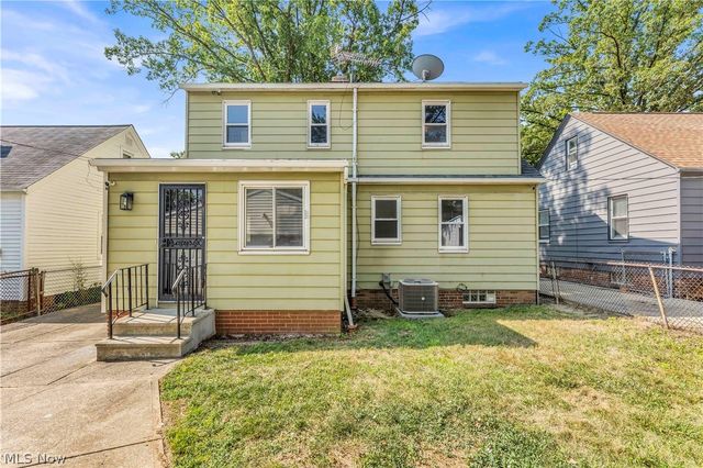 12208 Kensington Avenue, Cleveland, OH 44111