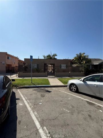 1623 Sherman Place 7, Long Beach, CA 90804