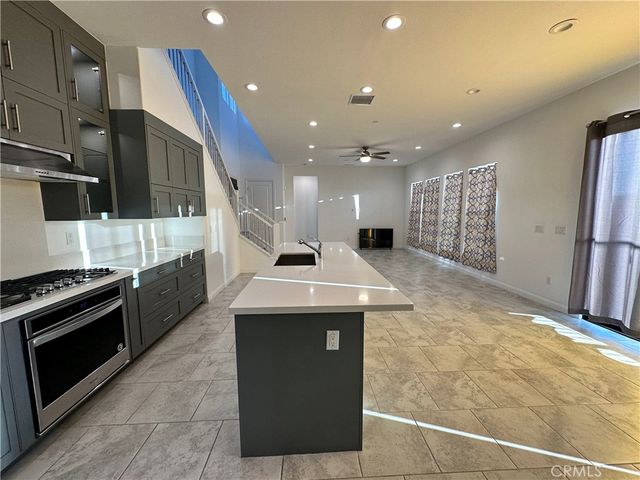 20734 Beech, Porter Ranch, CA 91326