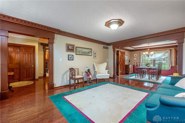 5018 Lausanne Drive, Dayton, OH 45458