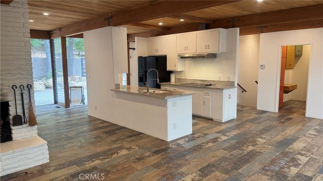 24735 Mulholland Highway, Calabasas, CA 91302