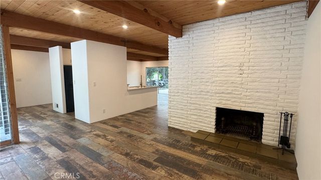 24735 Mulholland Highway, Calabasas, CA 91302