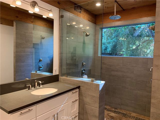 24735 Mulholland Highway, Calabasas, CA 91302