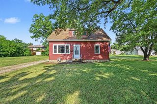 7750 Blazer Avenue, Justice, IL 60458