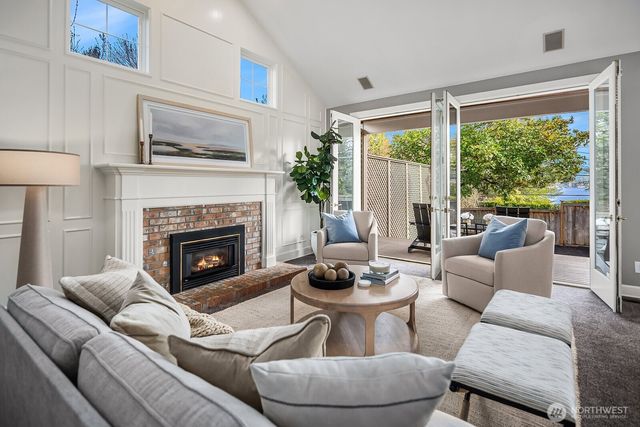 17120 SE 29th Place, Bellevue, WA 98008