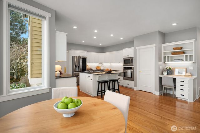 17120 SE 29th Place, Bellevue, WA 98008