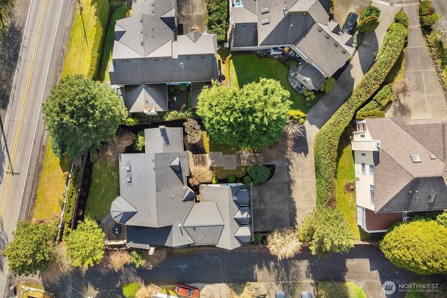 17120 SE 29th Place, Bellevue, WA 98008