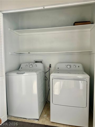 7037 Brown Derby Circle, Las Vegas, NV 89128