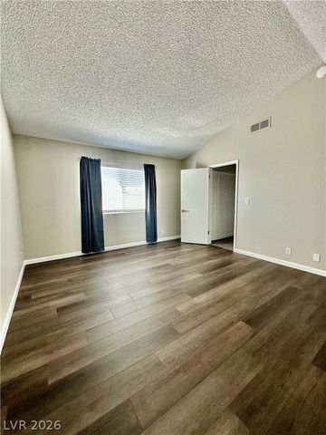 7037 Brown Derby Circle, Las Vegas, NV 89128