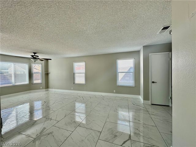 7037 Brown Derby Circle, Las Vegas, NV 89128