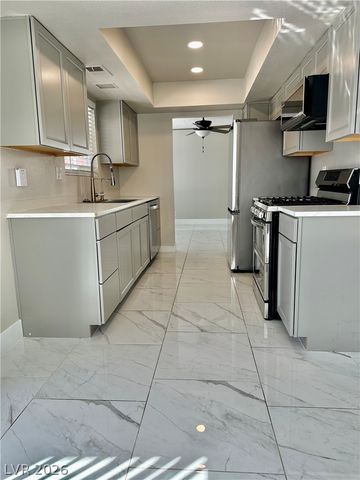 7037 Brown Derby Circle, Las Vegas, NV 89128