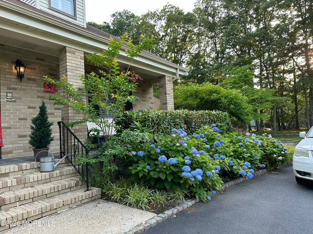 1913 Shadowbrook Drive, Wall, NJ 07719