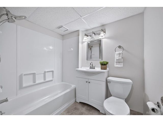 7278 Union Ct, Arvada, CO 80005