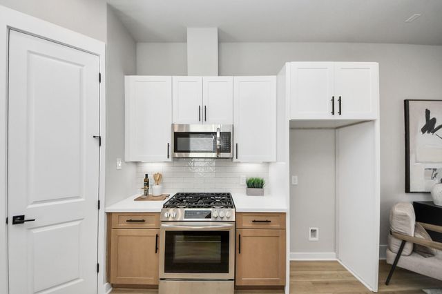 1102 Mansfield Street A, Houston, TX 77091