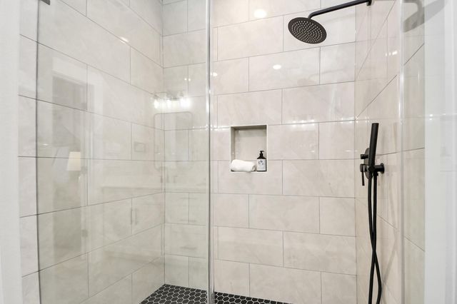 1102 Mansfield Street A, Houston, TX 77091