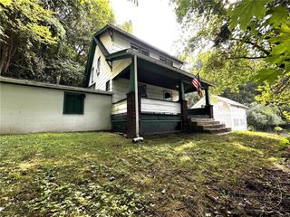 204 W Clayton St, New Castle, PA 16102