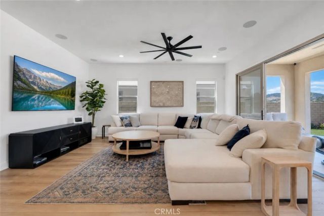 21611 Canyon Cove, Chatsworth, CA 91311