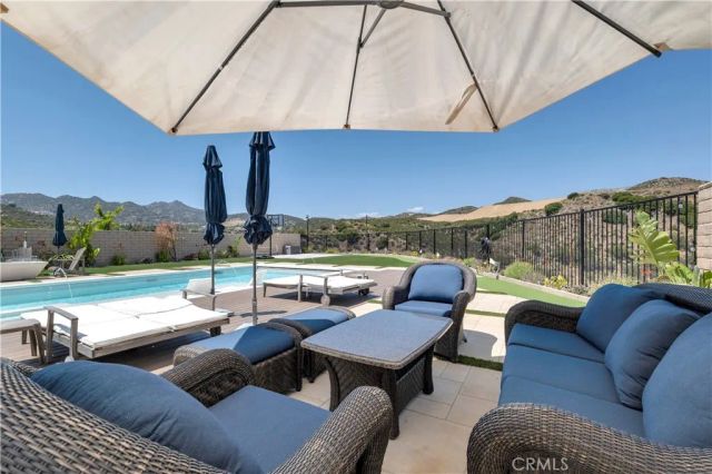 21611 Canyon Cove, Chatsworth, CA 91311