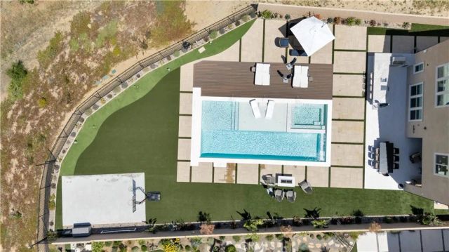 21611 Canyon Cove, Chatsworth, CA 91311