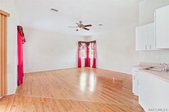 904 N Hambletonian Drive, Inverness, FL 34453