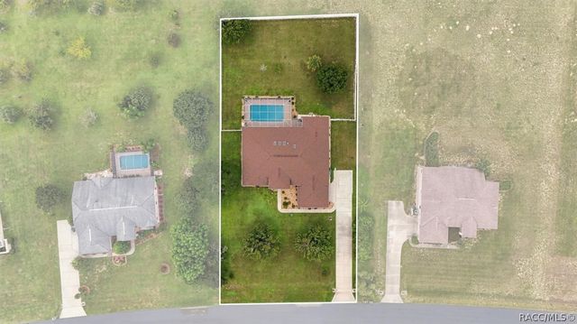904 N Hambletonian Drive, Inverness, FL 34453
