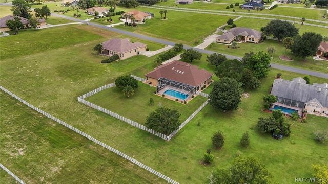 904 N Hambletonian Drive, Inverness, FL 34453