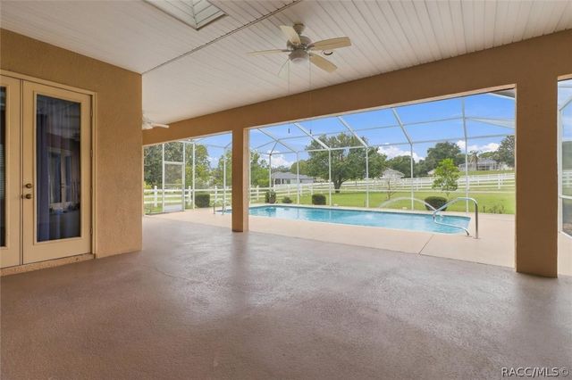 904 N Hambletonian Drive, Inverness, FL 34453