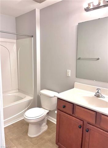 2390 Autumn Mist Drive, Winston-salem, NC 27103