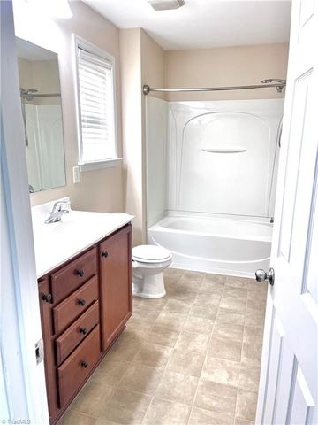 2390 Autumn Mist Drive, Winston-salem, NC 27103