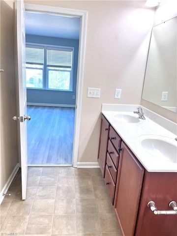 2390 Autumn Mist Drive, Winston-salem, NC 27103
