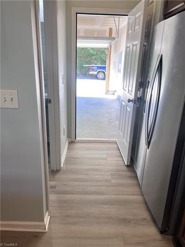 2390 Autumn Mist Drive, Winston-salem, NC 27103