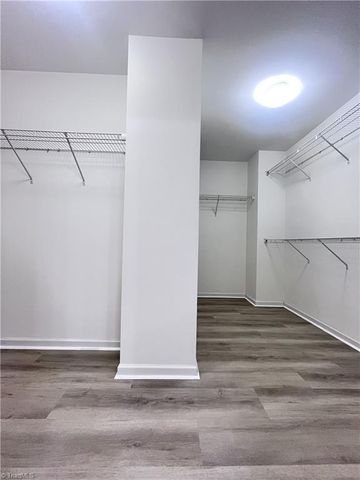 2390 Autumn Mist Drive, Winston-salem, NC 27103