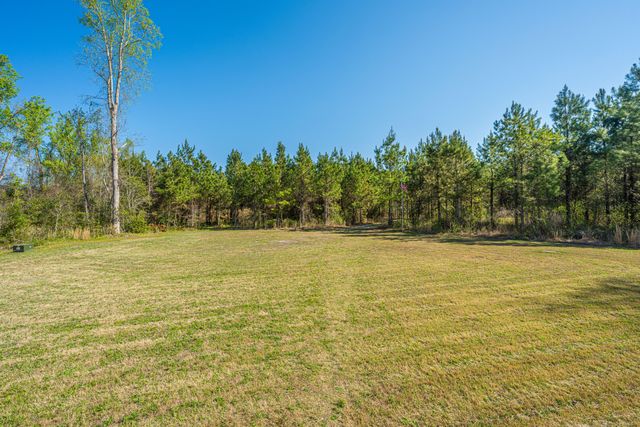 380 Rhode Drive, Cottageville, SC 29435
